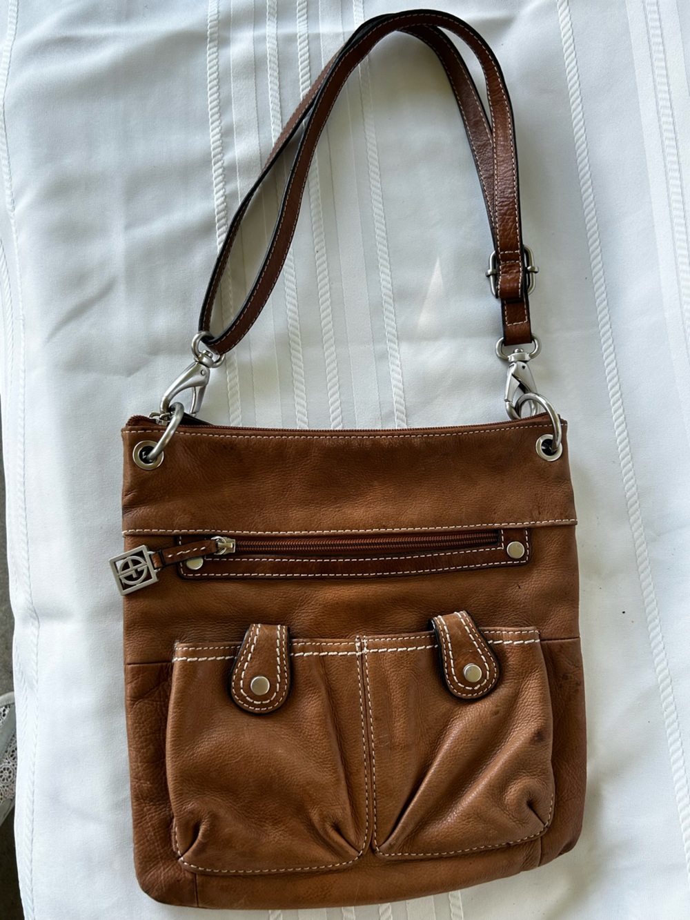 Giani Bernini Brown Pebbled Leather Crossbody Purse Boho Bag Button Pockets